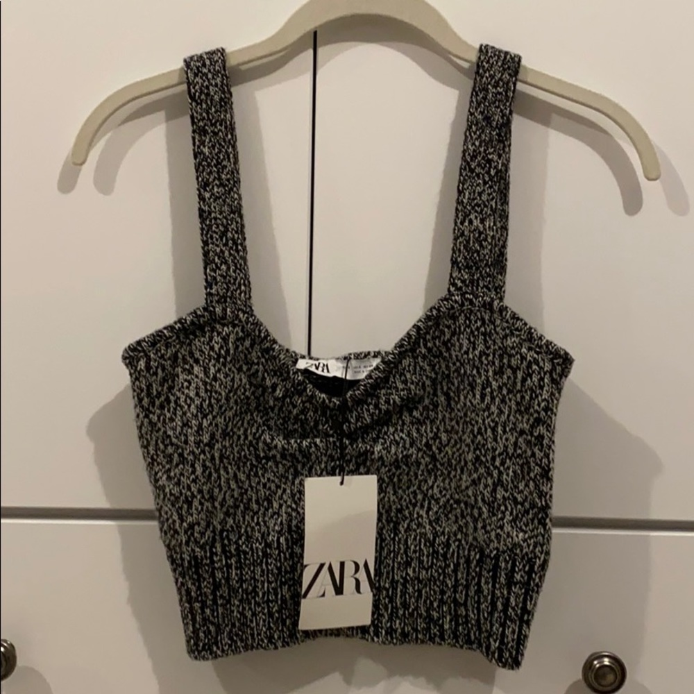 Zara Black and White Knit Crop Top